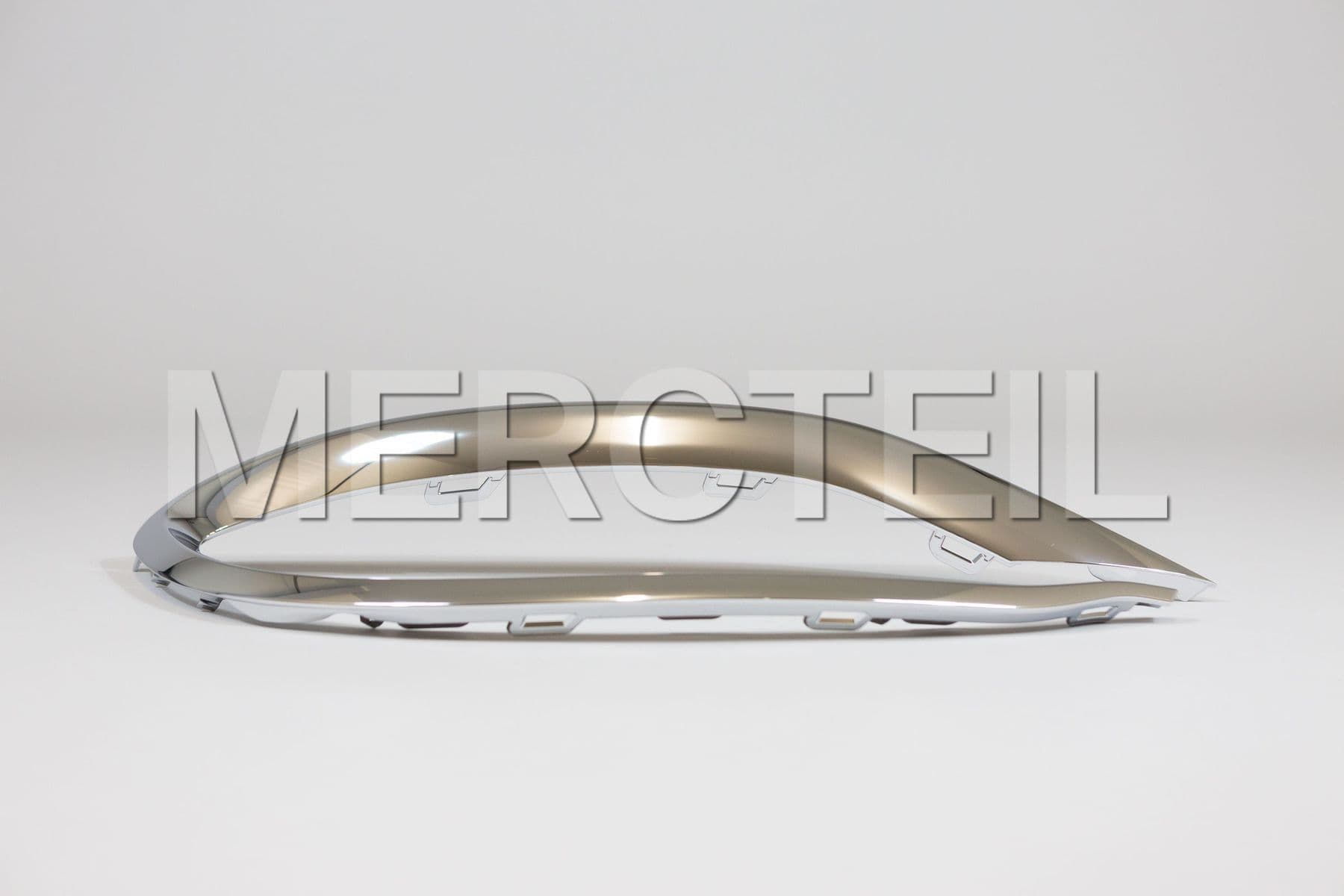 A2228854500 MERCEDES-BENZ TRIM STRIP