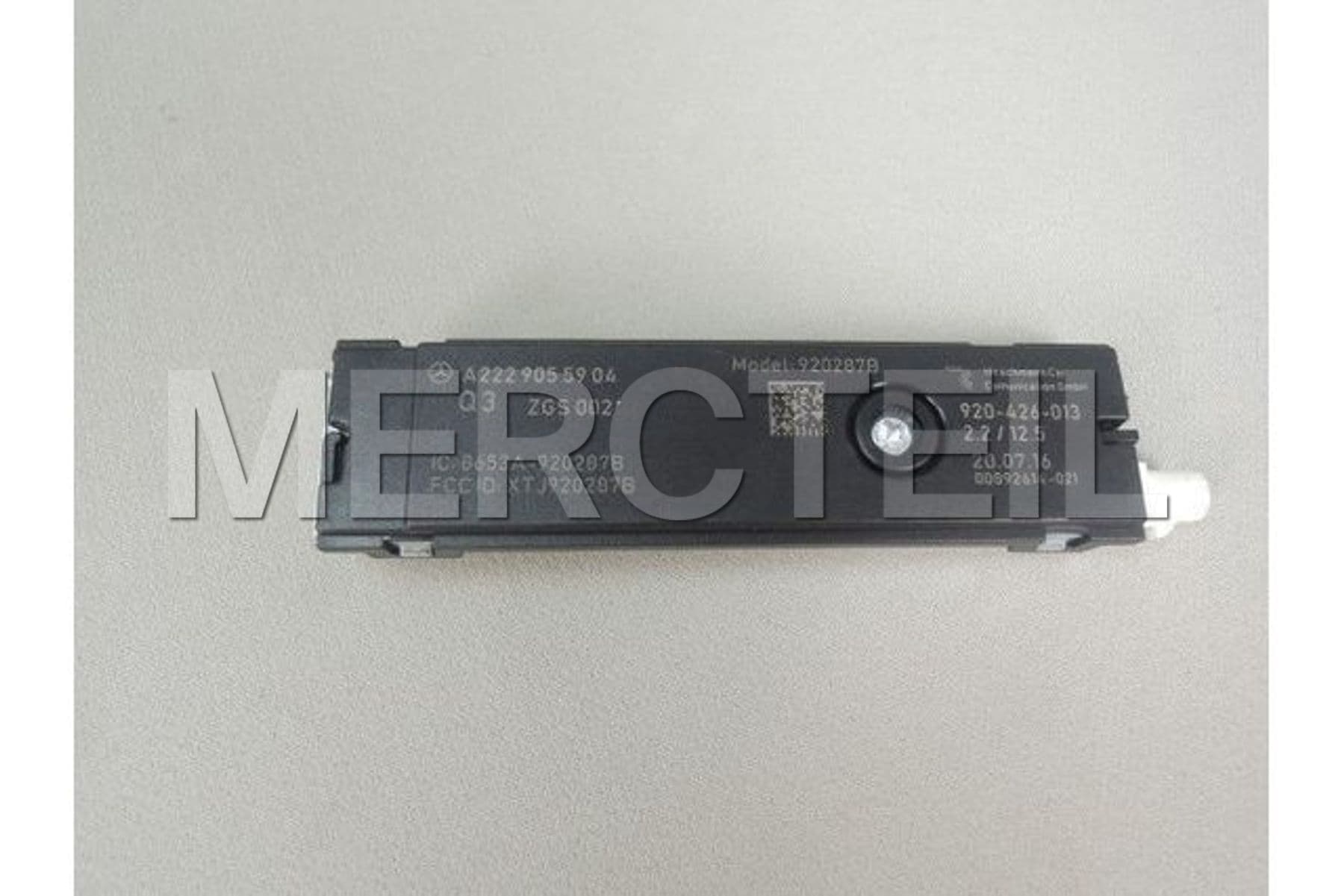 Buy the spare part Mercedes-Benz A2229055904 antenna amplifier 