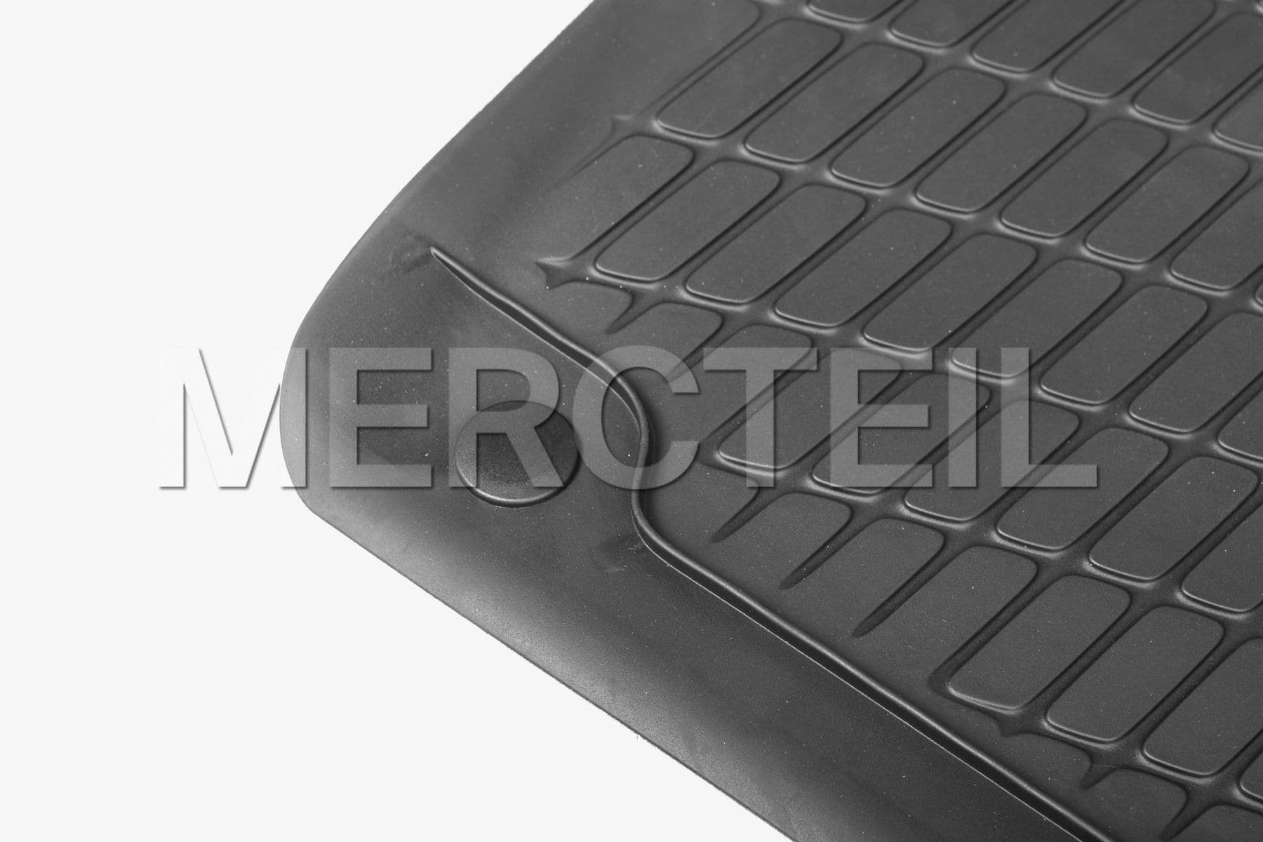 A22368008059051 MERCEDES-BENZ LHD FRONT RUBBER FLOOR MATS