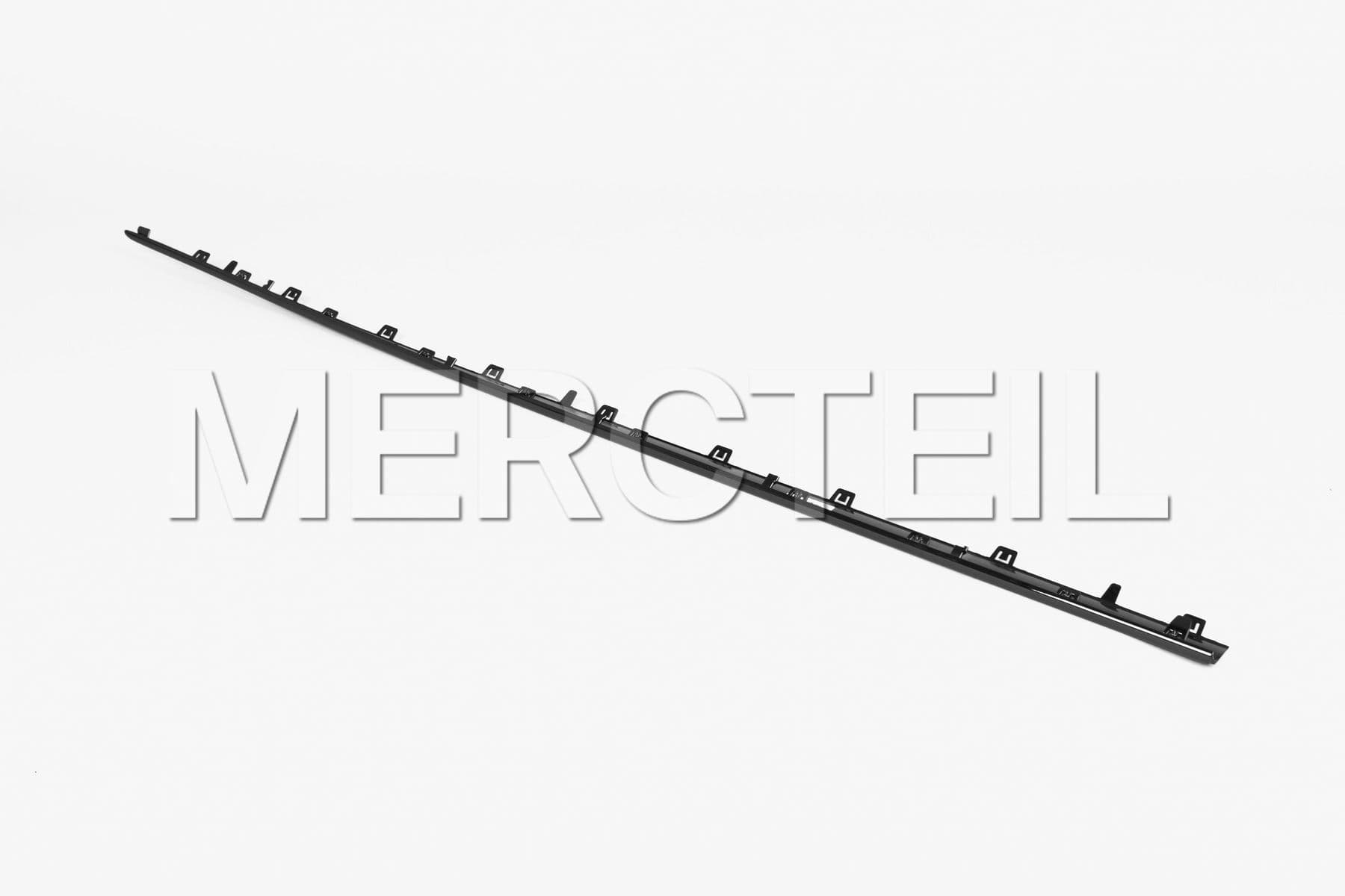Buy the spare part Mercedes-Benz A2236949000 trim strip