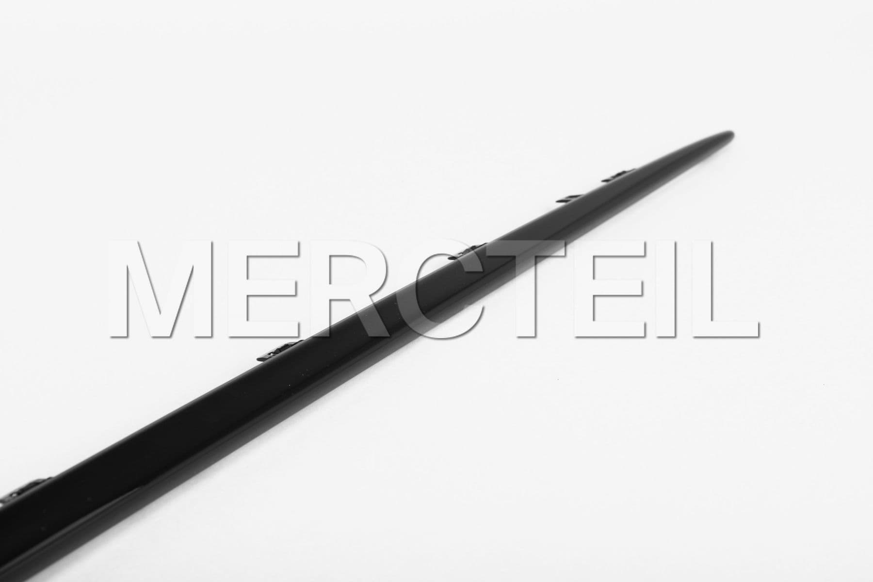 Buy the spare part Mercedes-Benz A2236949000 trim strip