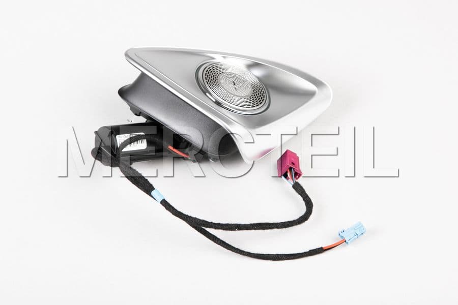Buy the spare part Mercedes-Benz A22372078032C41 cover trim