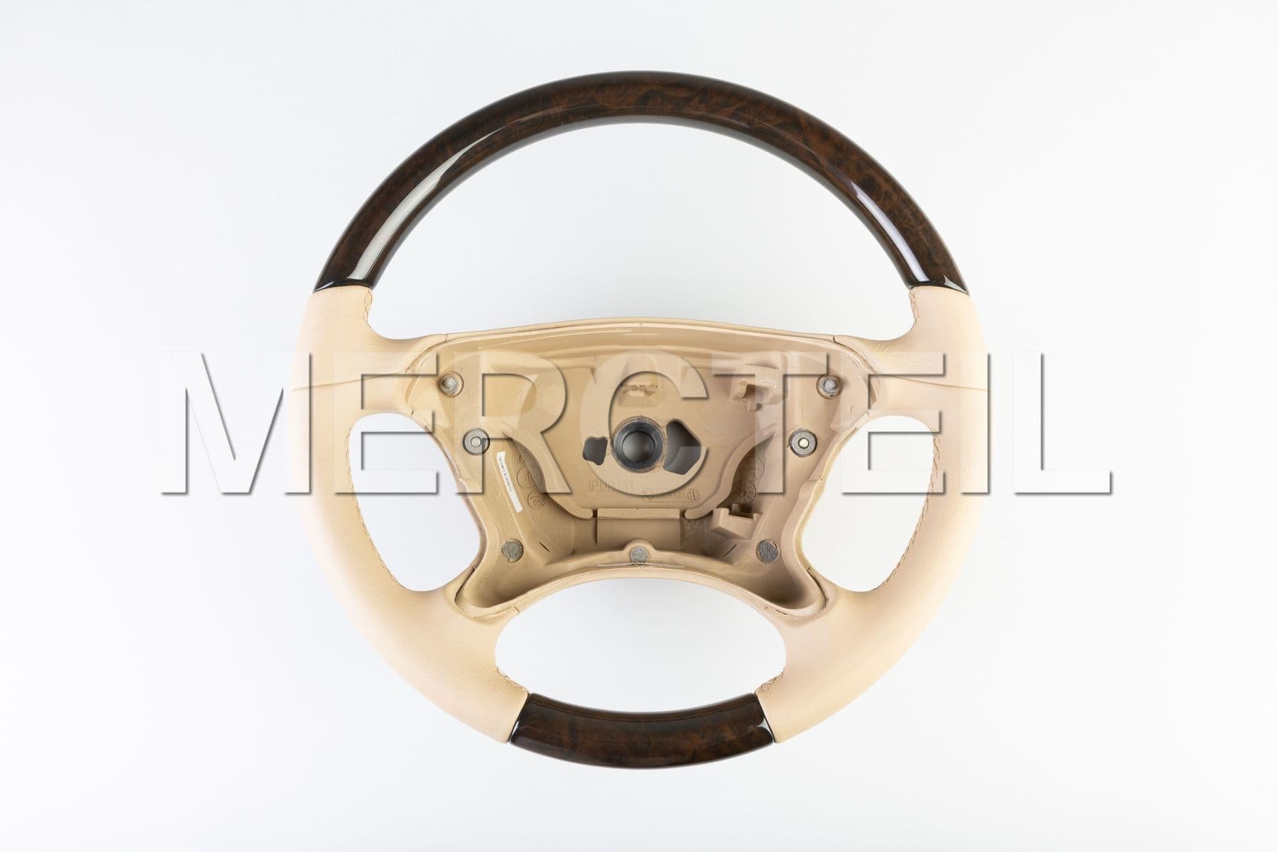A23046046038K75 MERCEDES-BENZ STEERING WHEEL
