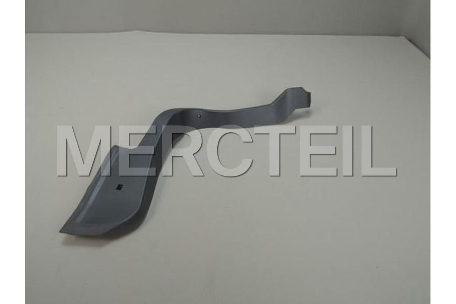 Buy the spare part Mercedes-Benz A23069403919C75 panelling 