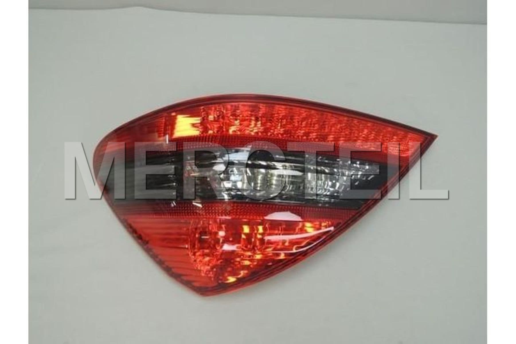 A2308201664 MERCEDES-BENZ TAIL LAMP
