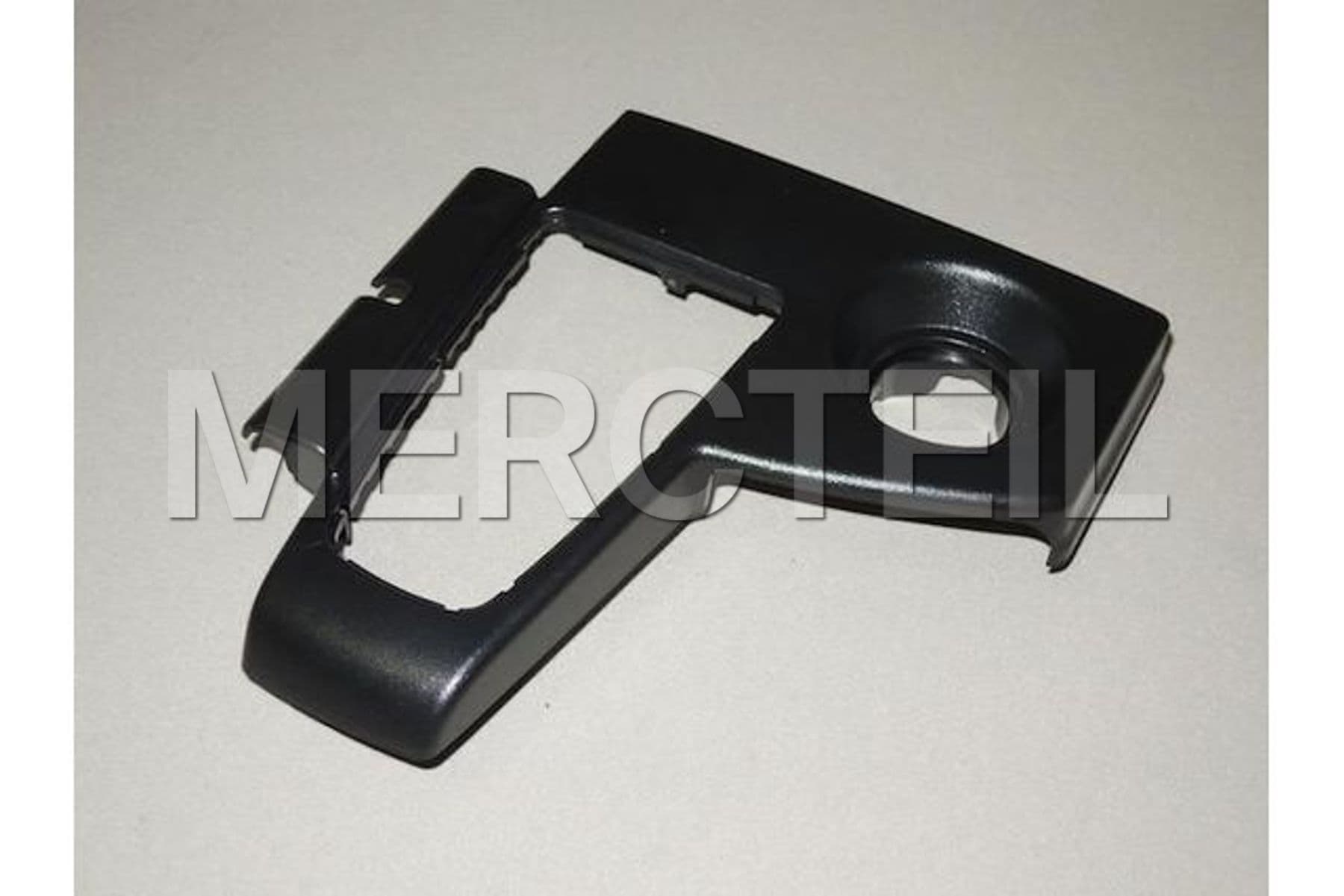 Buy the spare part Mercedes-Benz A2316890137 cover molding