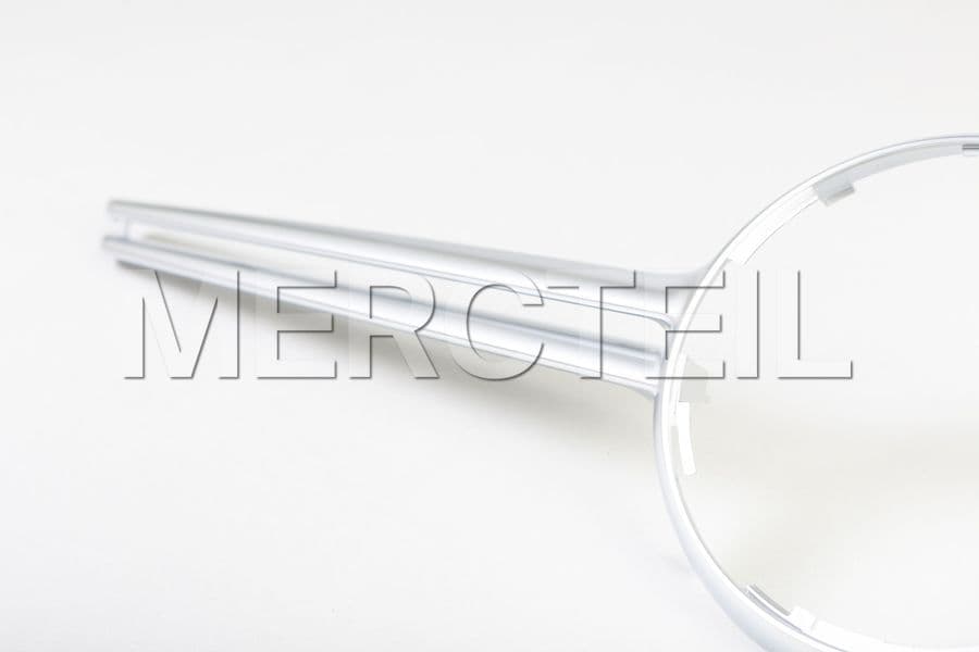 Kaufen Sie das Ersatzteil Mercedes-Benz A2318850321 zierstab 