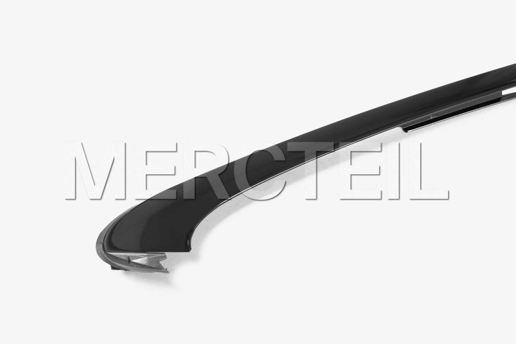 Buy the spare part Mercedes-Benz A23867096002B16 moulding 