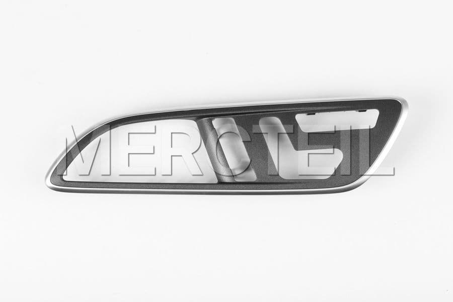 Buy the spare part Mercedes-Benz A2467200548 ornamental molding