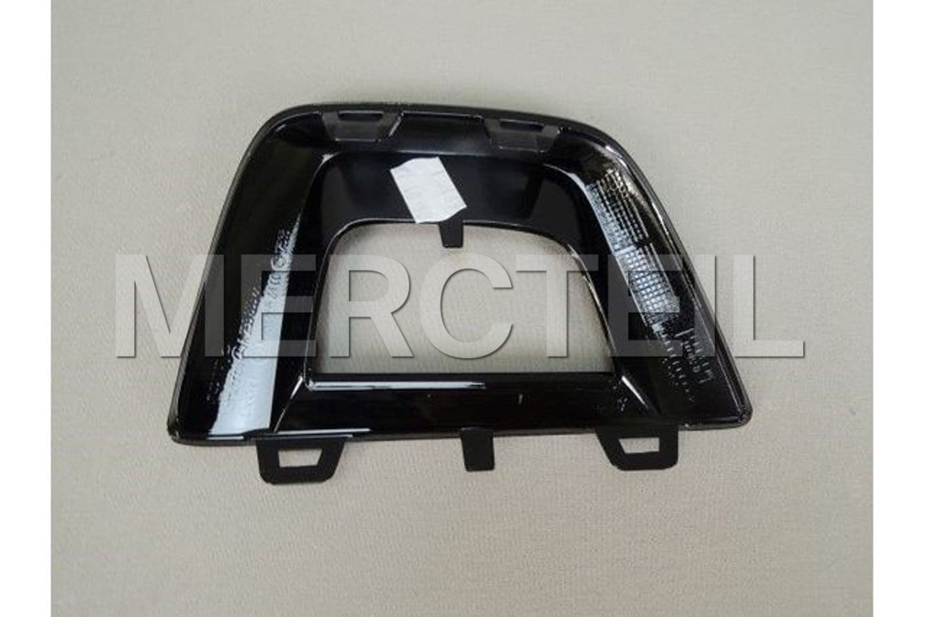 Buy the spare part Mercedes-Benz A2538856400 ornamental molding