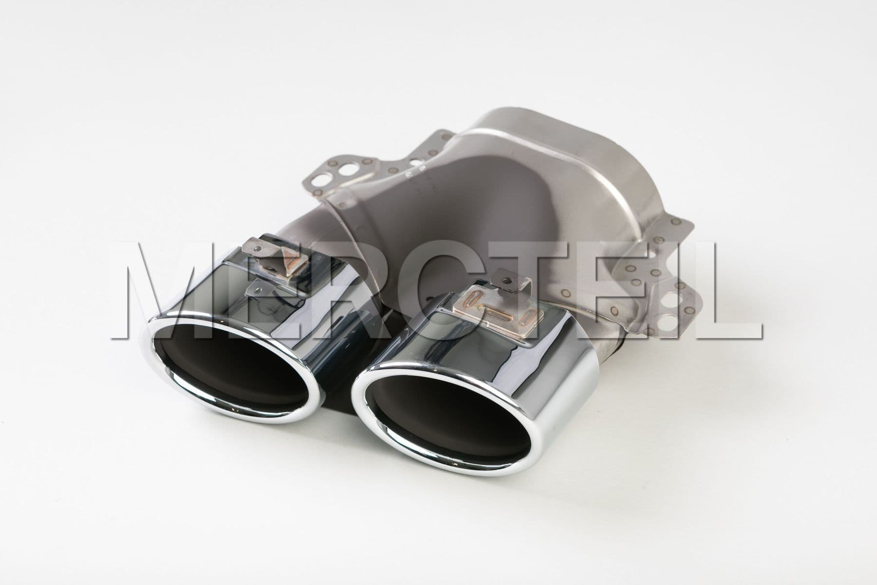 A2574907000 MERCEDES-BENZ TAIL PIPE COVER