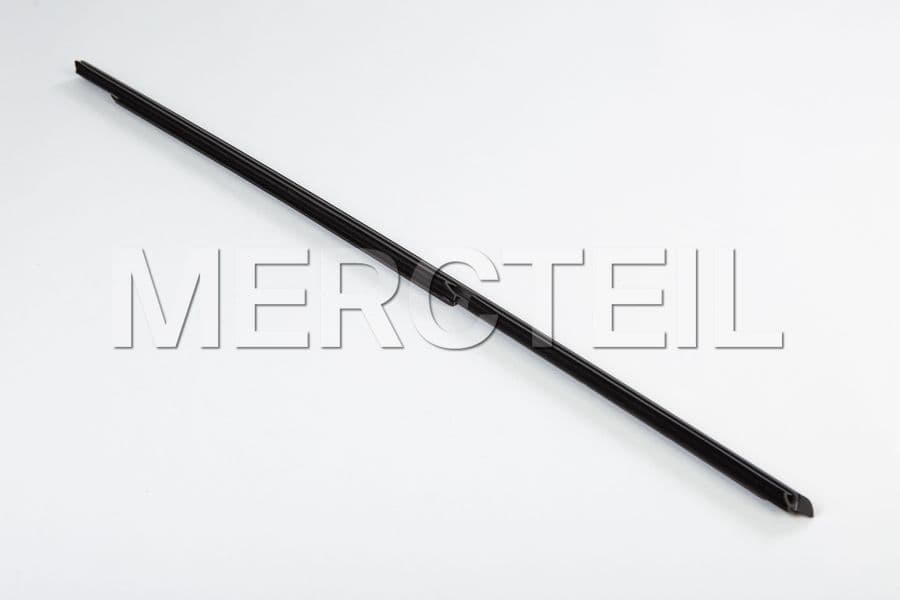 a-2577352800-mercedes-benz-