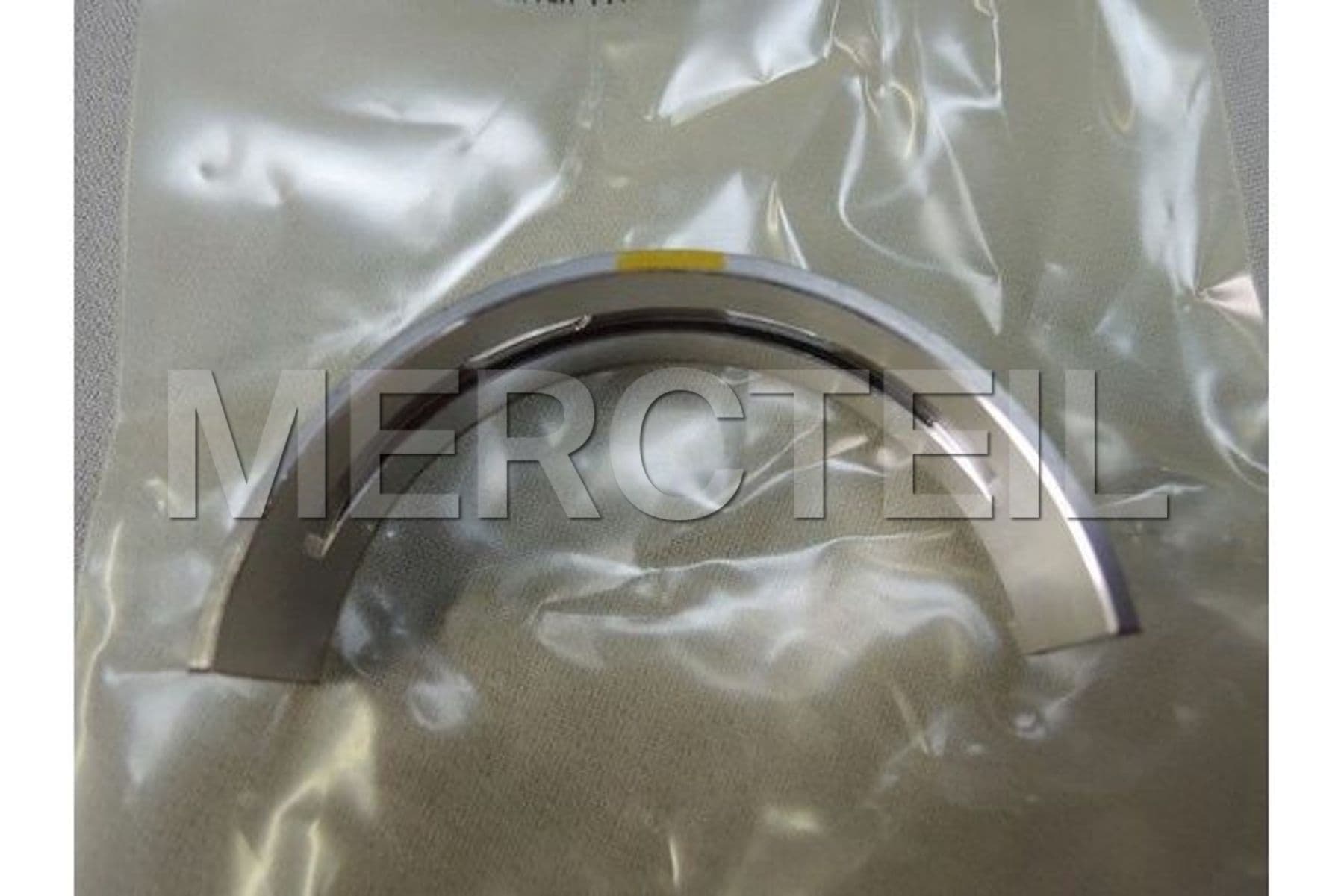 Buy the spare part MercedesBenz A270033010154 main bearing upper half