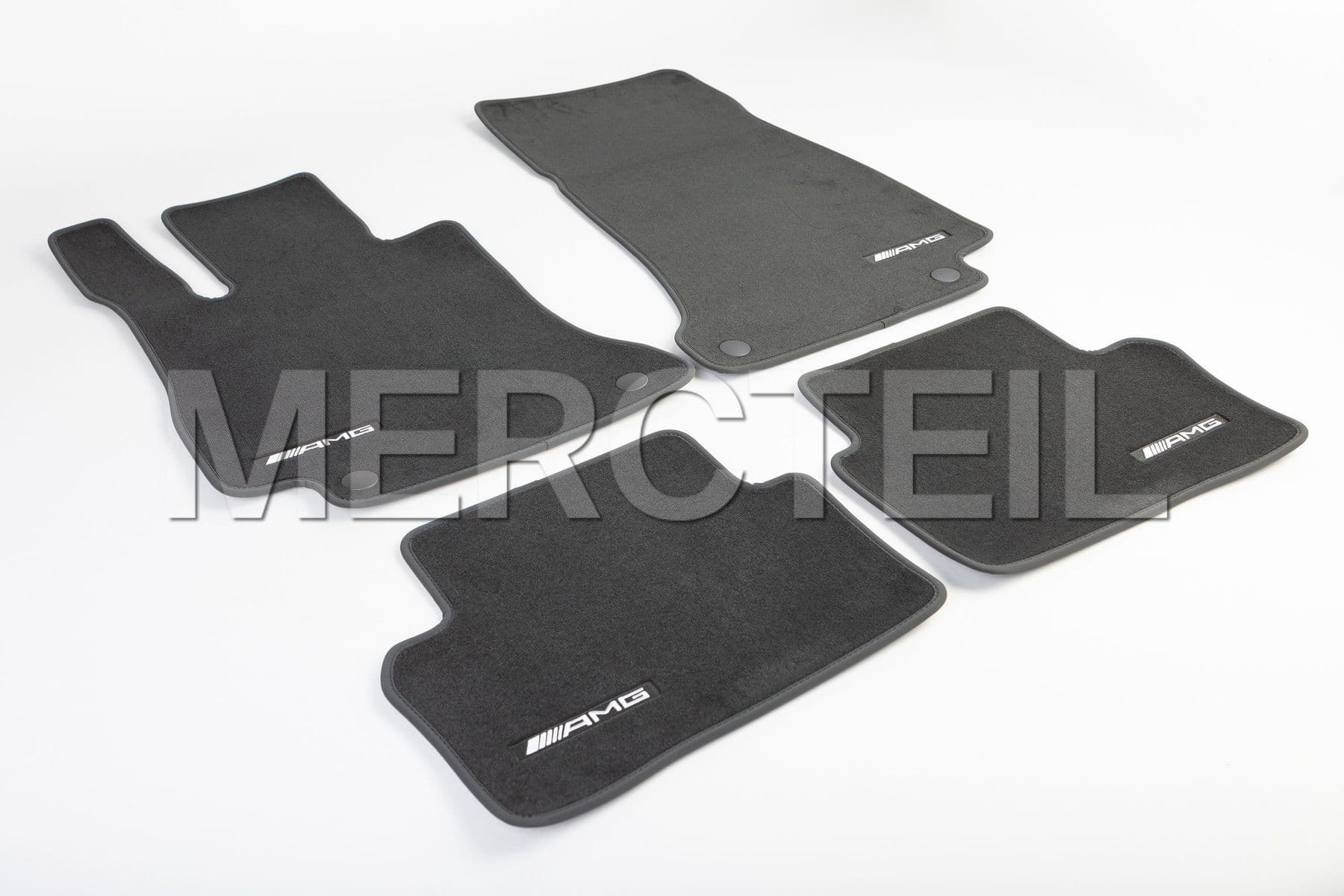 A29068070029J74 MERCEDES-BENZ FUSSMATTE