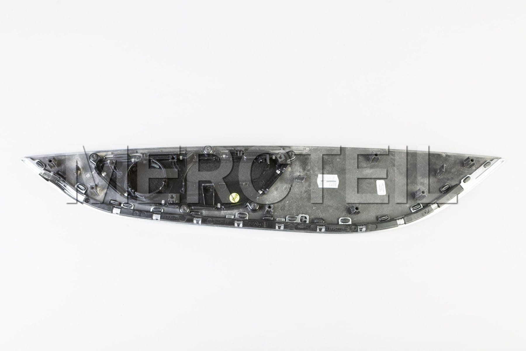 A2907309700 MERCEDES-BENZ TRIM STRIP