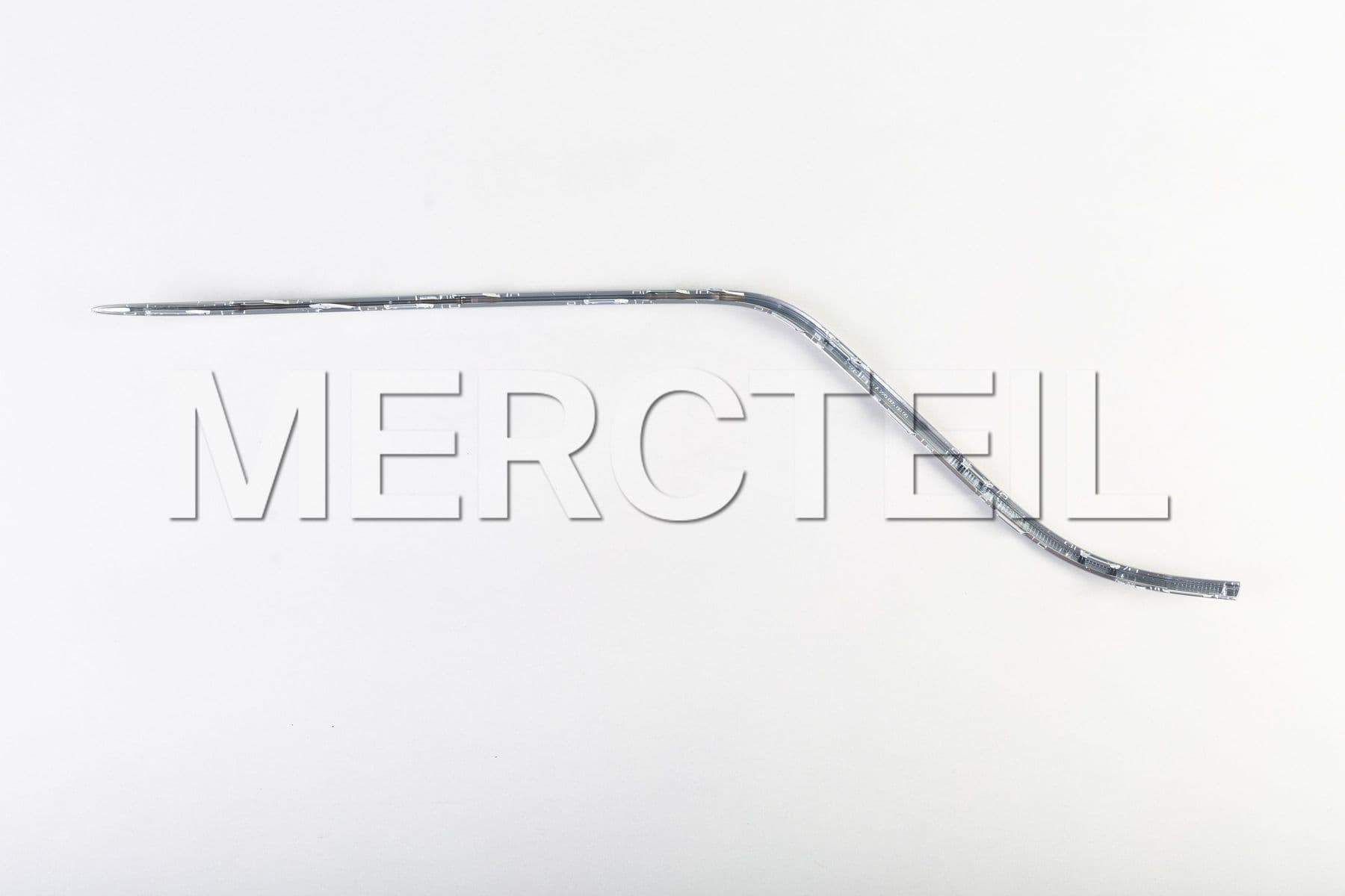 Buy the spare part Mercedes-Benz A2908852602 trim strip