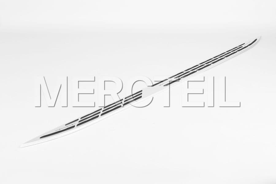 Buy the spare part Mercedes-Benz A2966908601 step insert