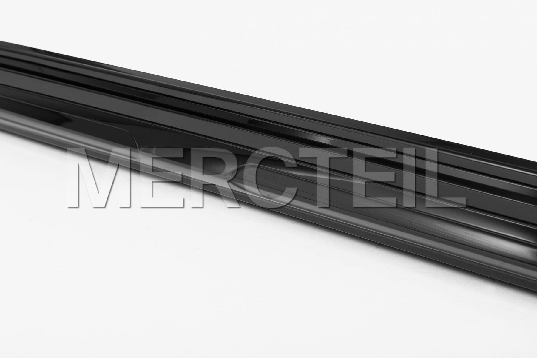 Buy the spare part Mercedes-Benz A2966985100 trim longitudinal member