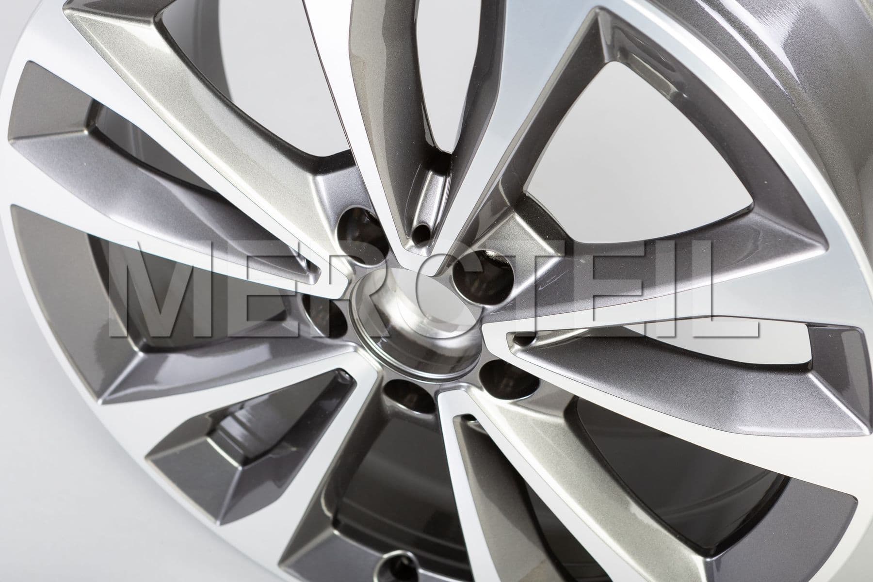 A44740154007X44 MERCEDES-BENZ DISK WHEEL