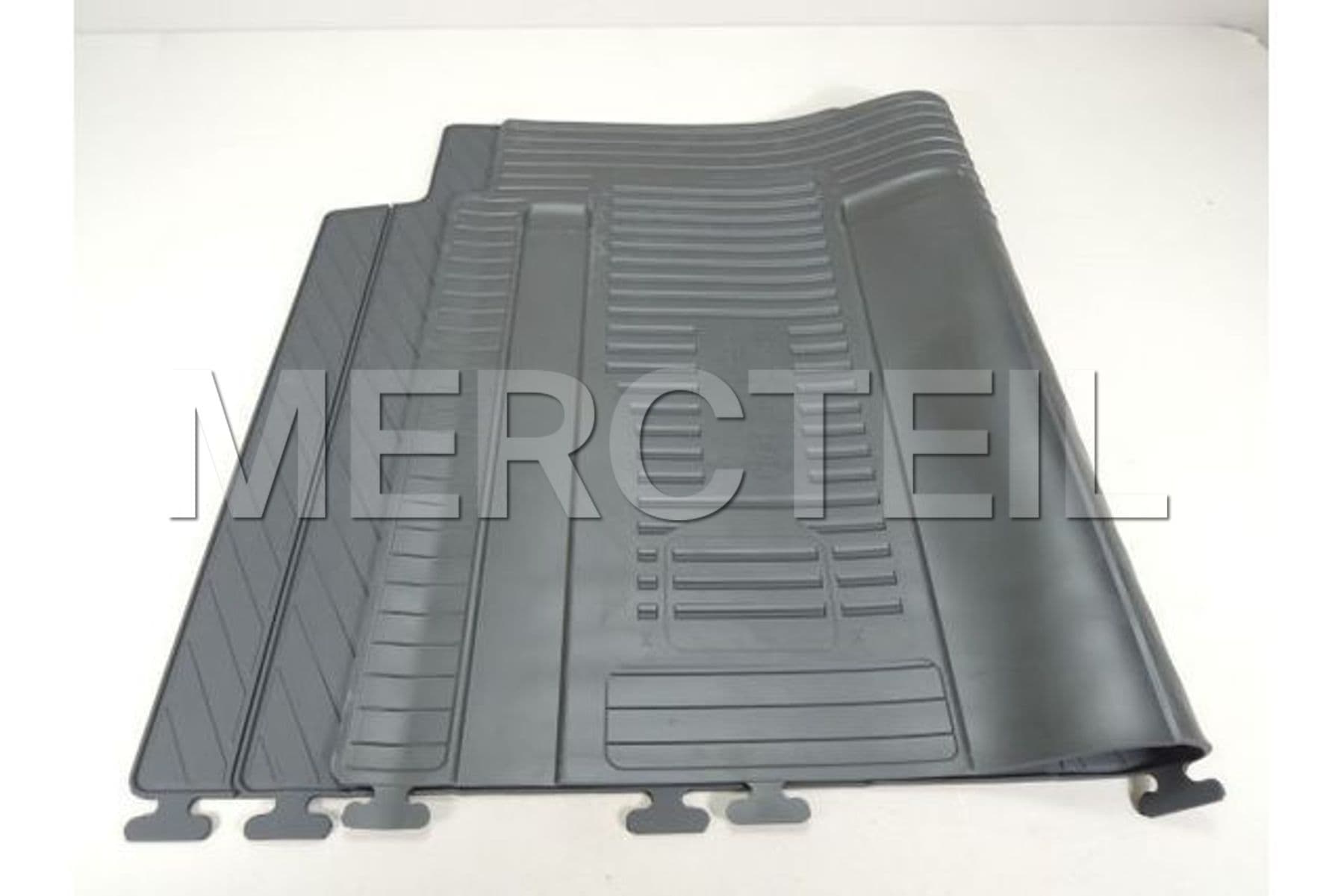 A4476809601 MERCEDES-BENZ FLOOR MAT