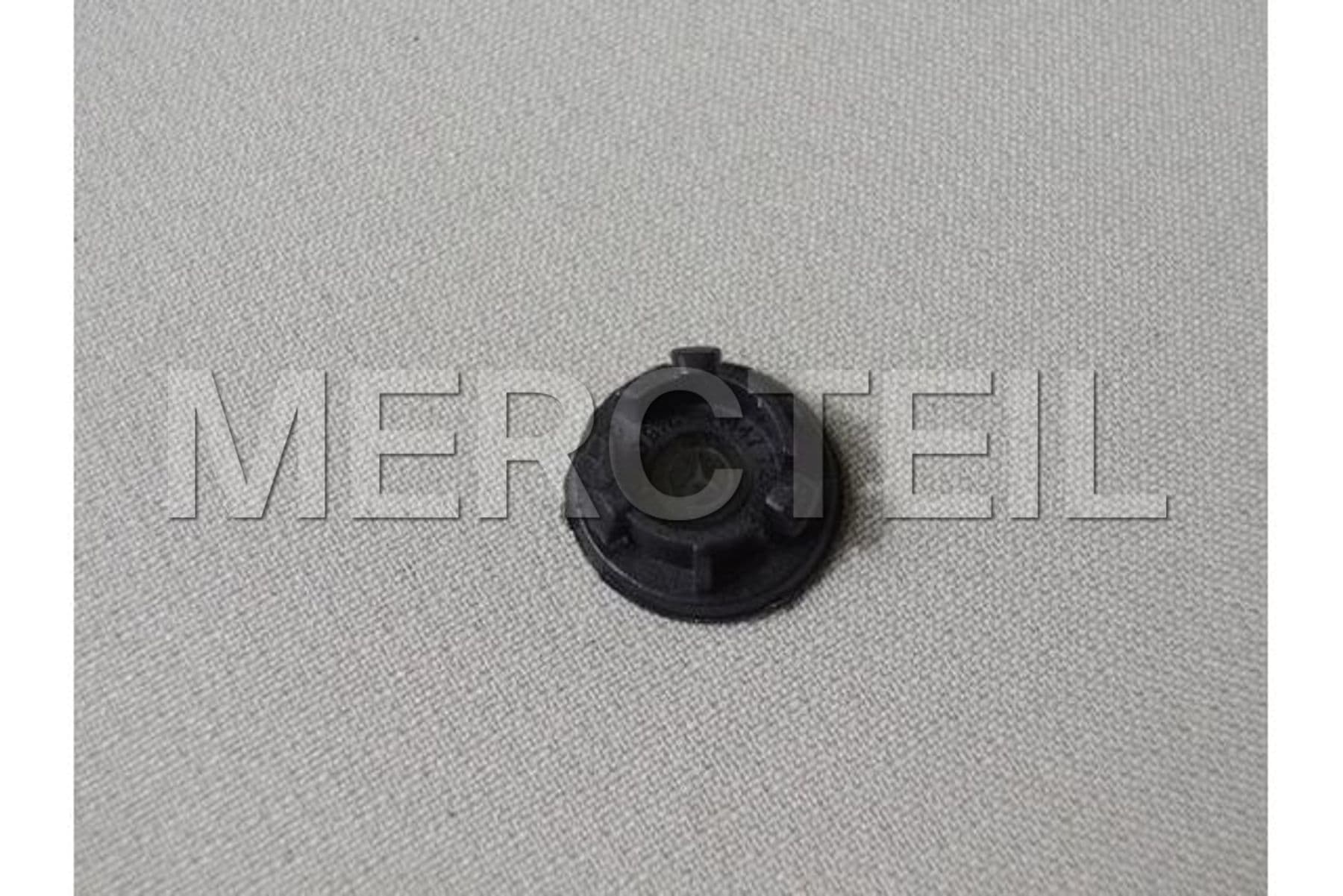 Buy the spare part MercedesBenz A44772707009051 door paneling