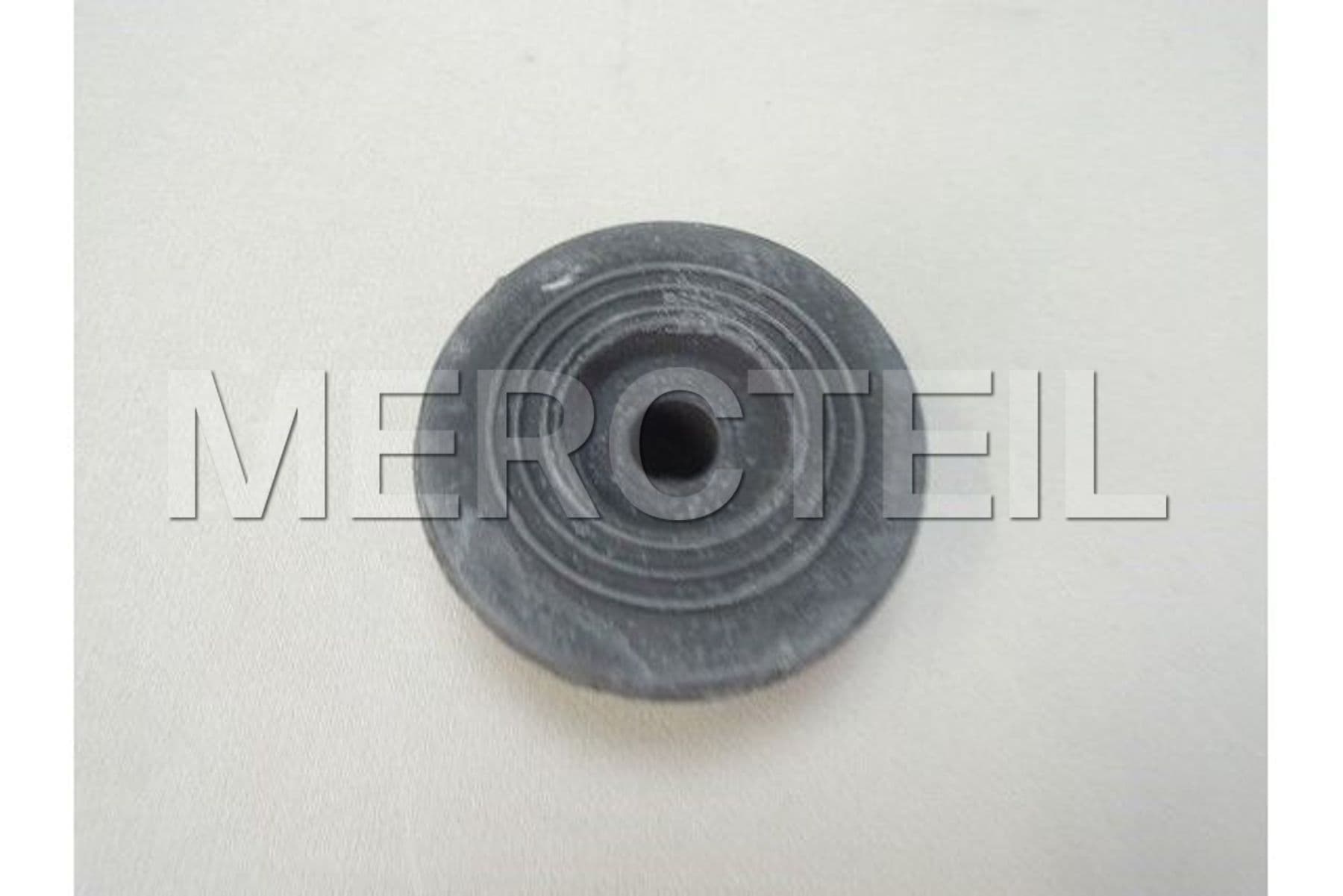Buy the spare part MercedesBenz A4543260150 bushing