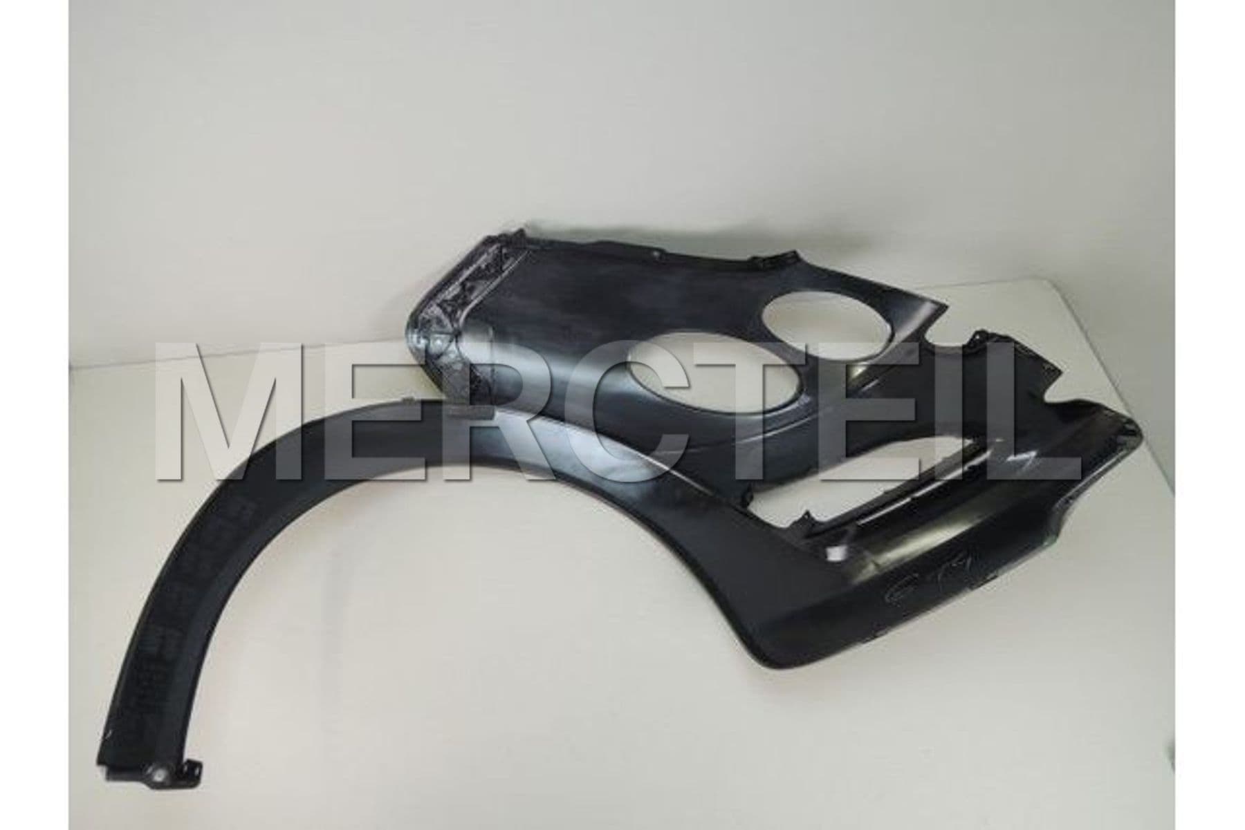 Buy the spare part Mercedes-Benz A4548800106CP6A front fender