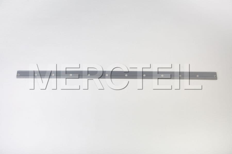 Buy the spare part Mercedes-Benz A46068623367161 rail