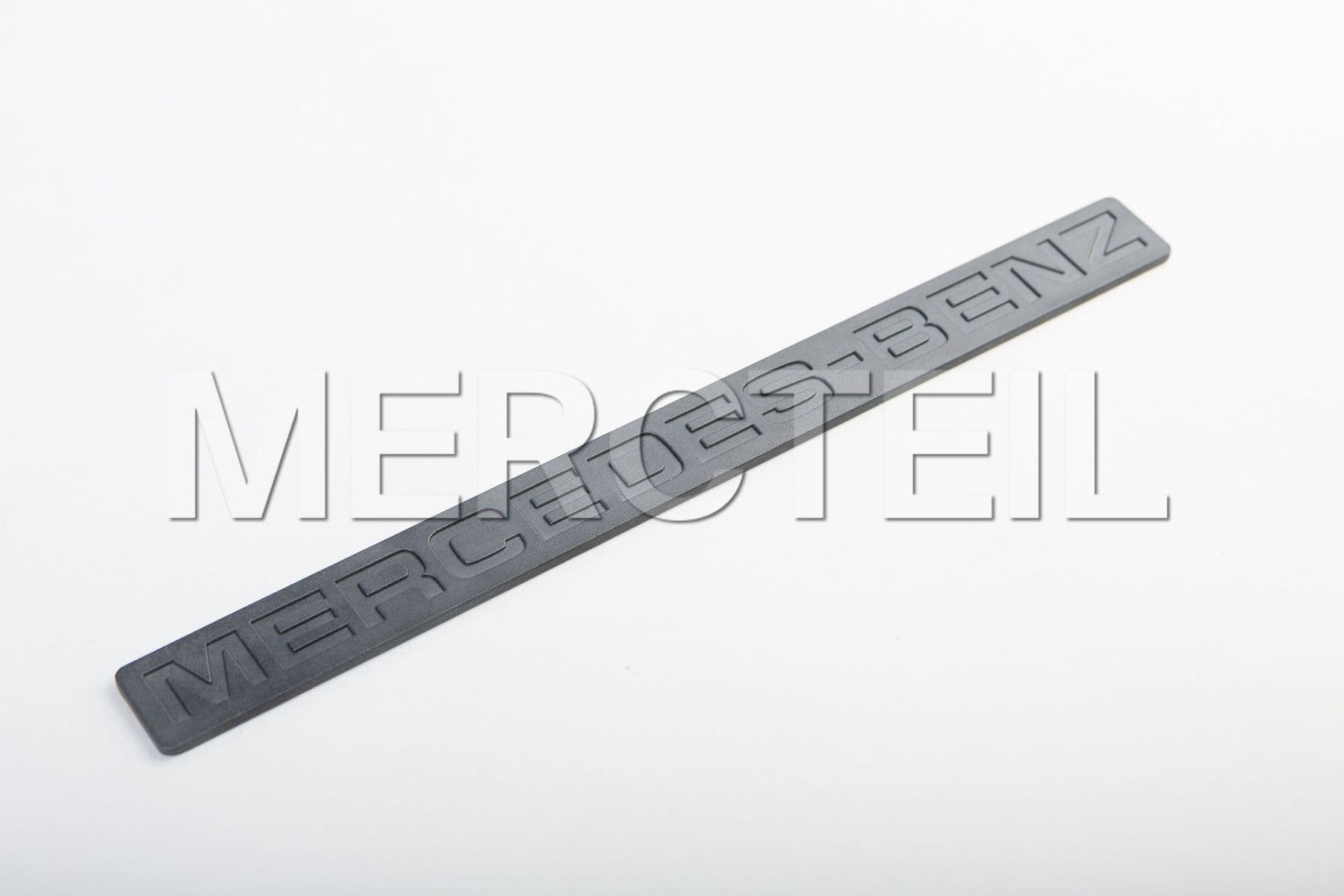 A4618100380 MERCEDES-BENZ SCHILD
