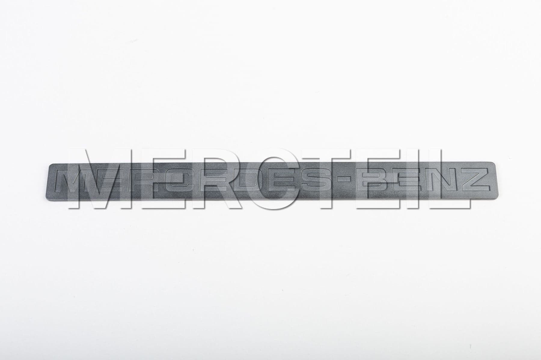 A4618100380 MERCEDES-BENZ SCHILD