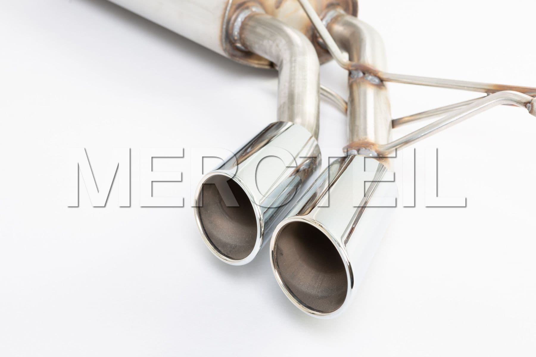 Buy the spare part MercedesBenz A4634900702 exhaust gas line rr