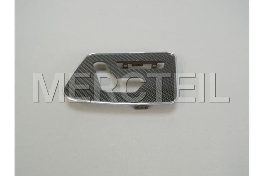 Buy the spare part Mercedes-Benz A4637209348 molding for switch