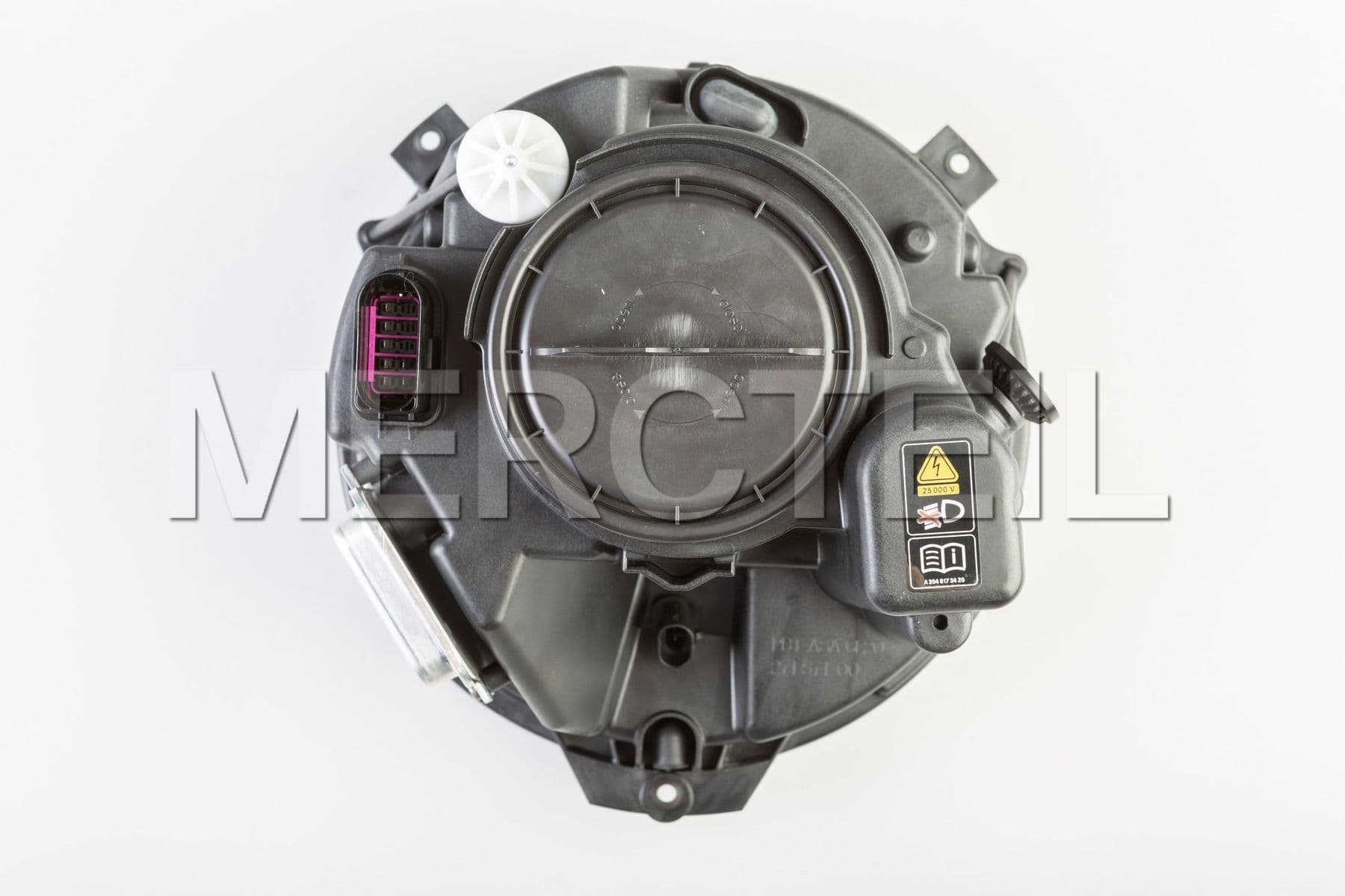Buy the spare part Mercedes-Benz A4638207003 headlamp