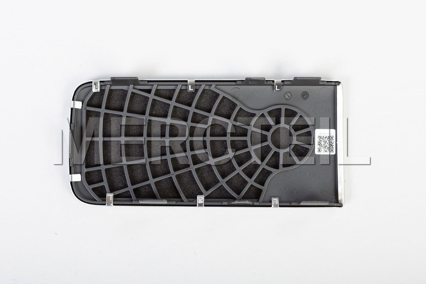 Buy the spare part Mercedes-Benz A46382707002A77 cover grill for 