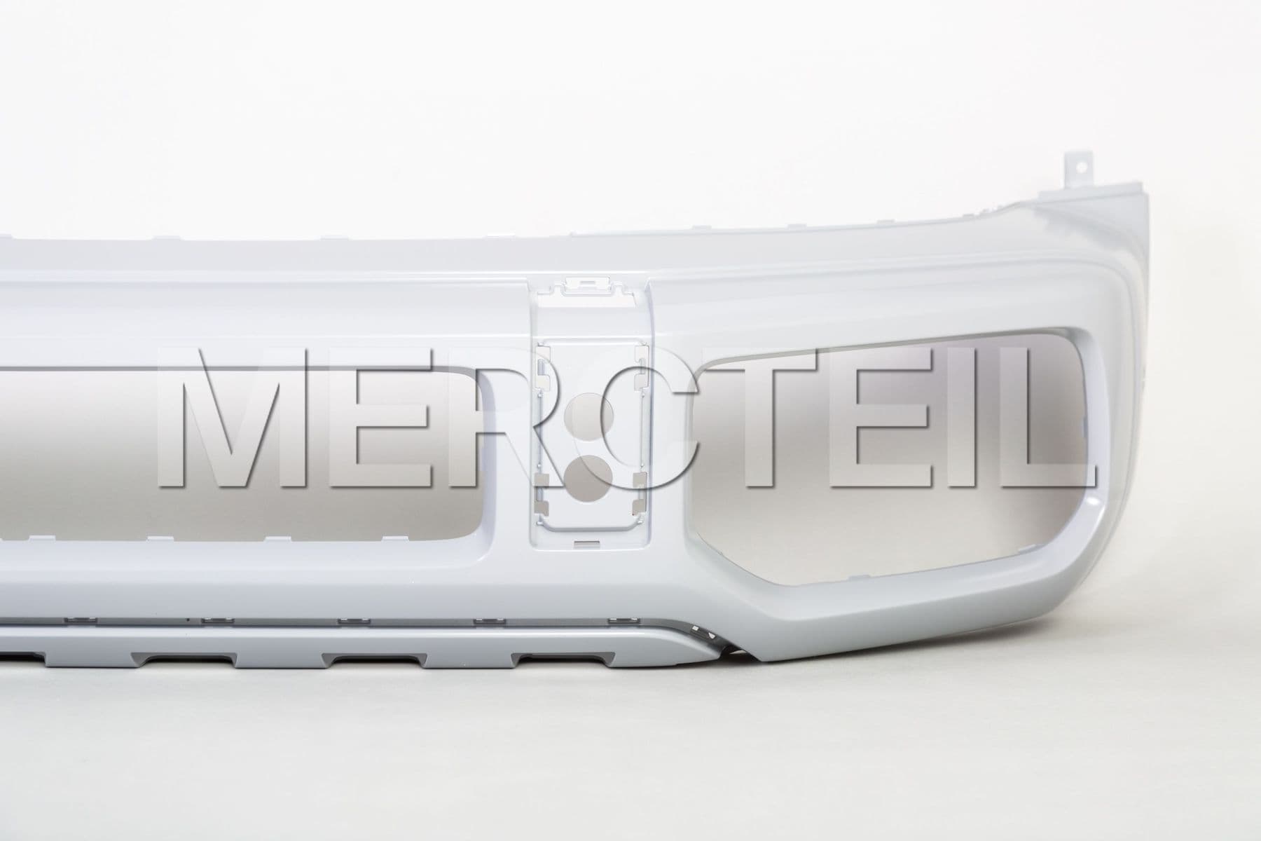 A46388582009999 MERCEDES-BENZ BUMPER, FRONT