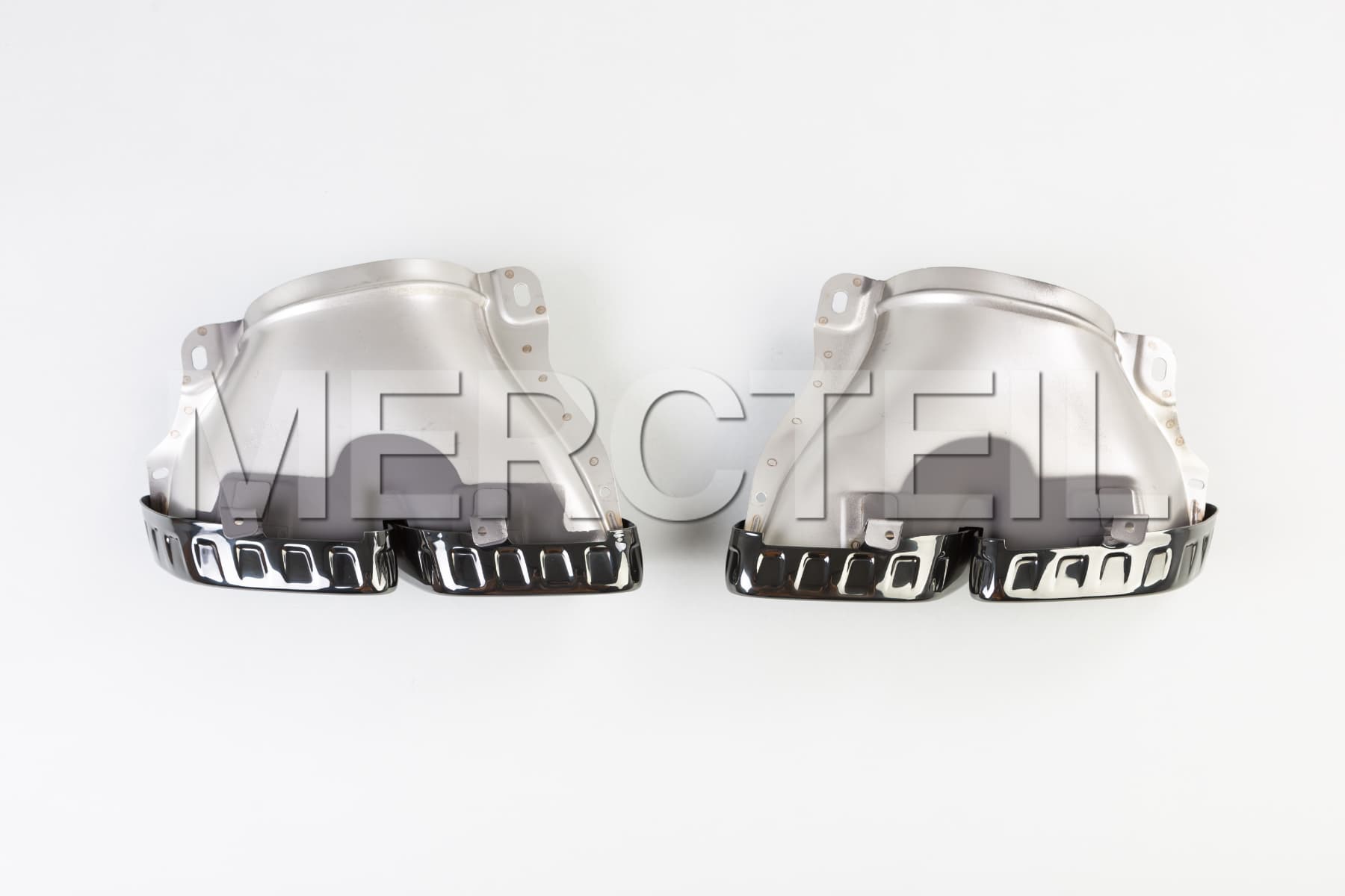 Mercedes AMG GT Auspuffspitzen Exhaust Tips A0004902800, A0004902900 