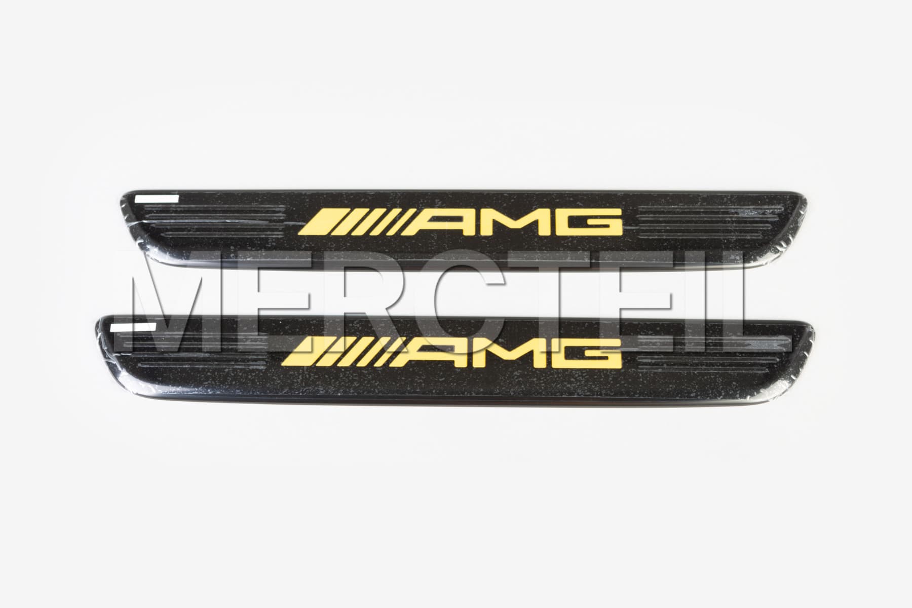AMG Austauschbare Abdeckungen für Beleuchtete Einstiegsleisten Original Mercedes AMG (Teilenummer: A2576805402)