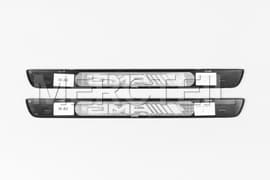 AMG Silberne Austauschbare Abdeckungen für Beleuchtete Hintere Türschweller Original Mercedes-AMG A1676805811