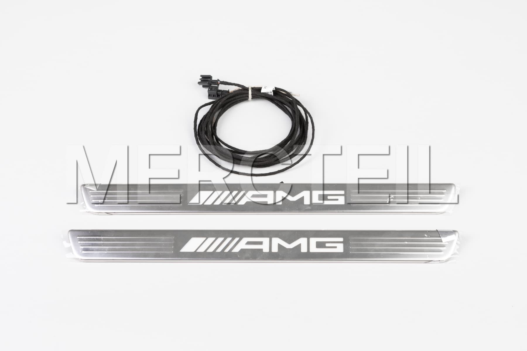 AMG Fronttuer beleuchtete Einstiegsleisten Umbausatz Original Mercedes-AMG  A1666809101