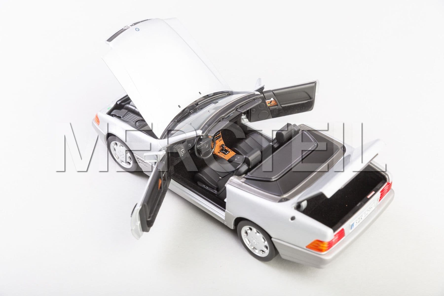 B66040656 MERCEDES-BENZ MB 500 SL. R129