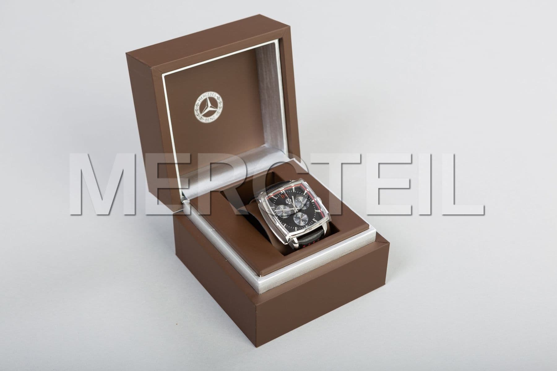 B66041568 MERCEDES-BENZ WATCH