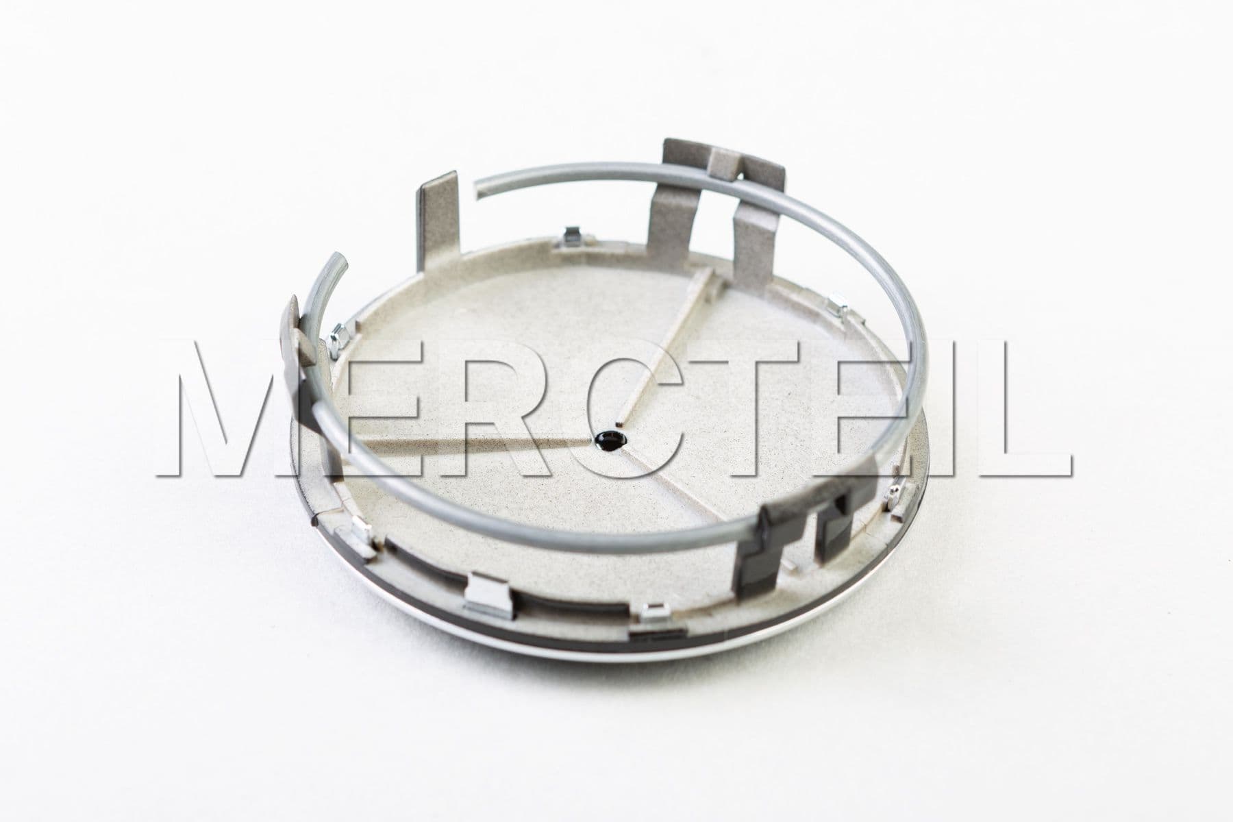 B66470200 MERCEDES-BENZ HUB CAP TRIM