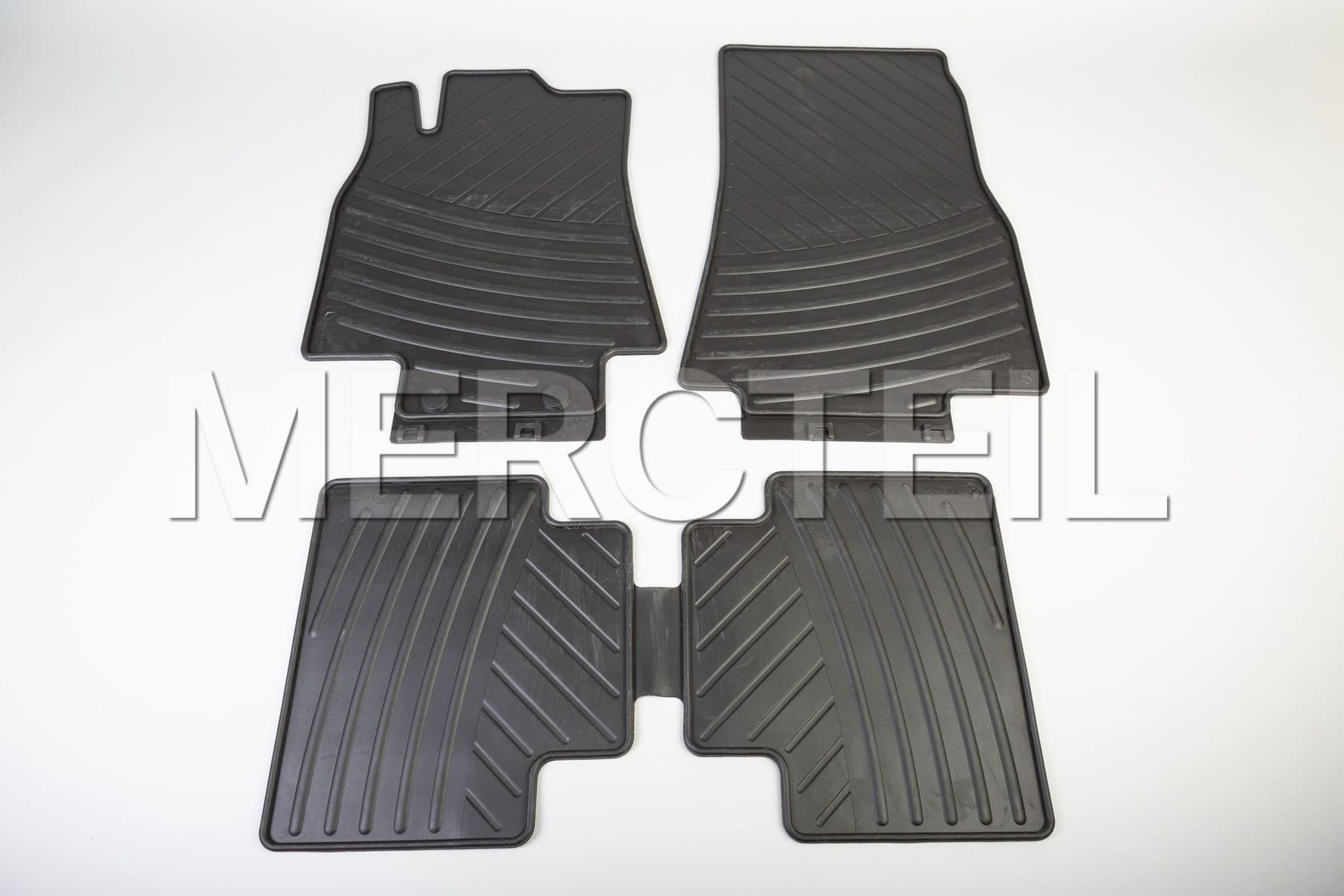 Buy the spare part Mercedes-Benz B66688631 rubber floor mats