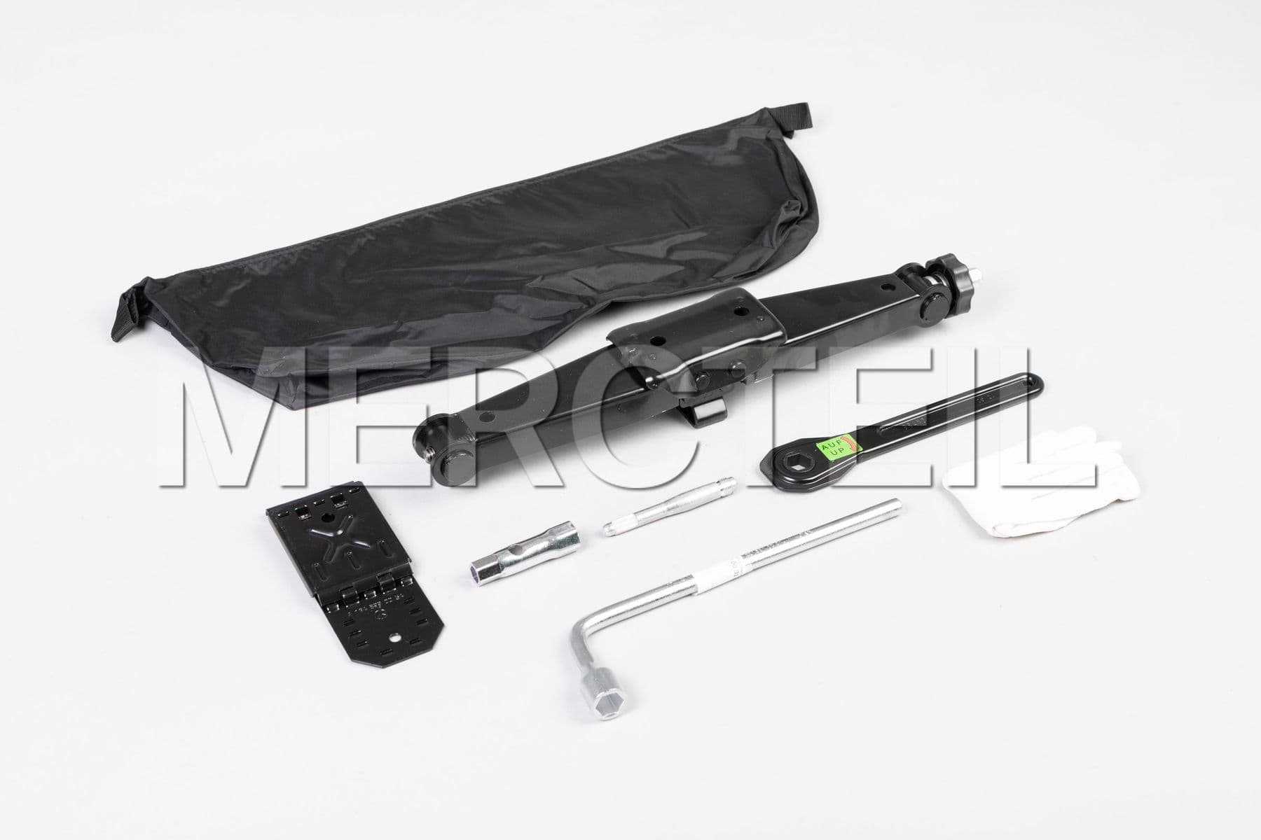B6685079128 MERCEDES-BENZ TOOL KIT