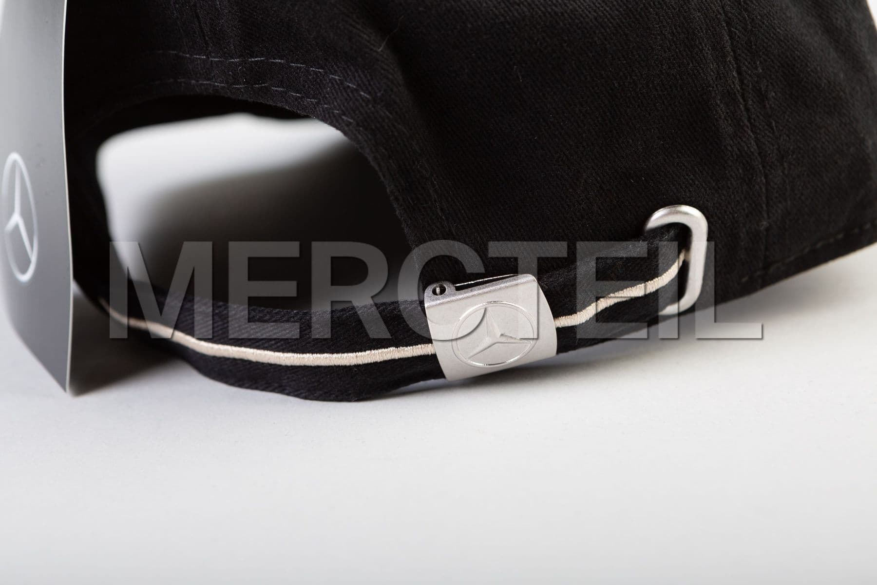 B66954533 MERCEDES-BENZ CAP