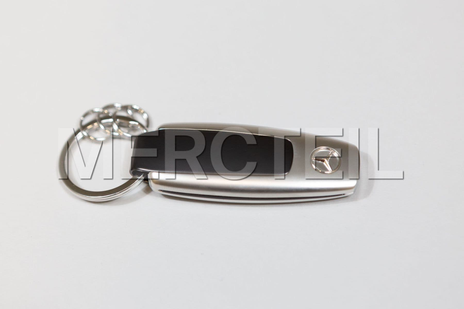 B66958422 MERCEDES-BENZ KEY RINGS