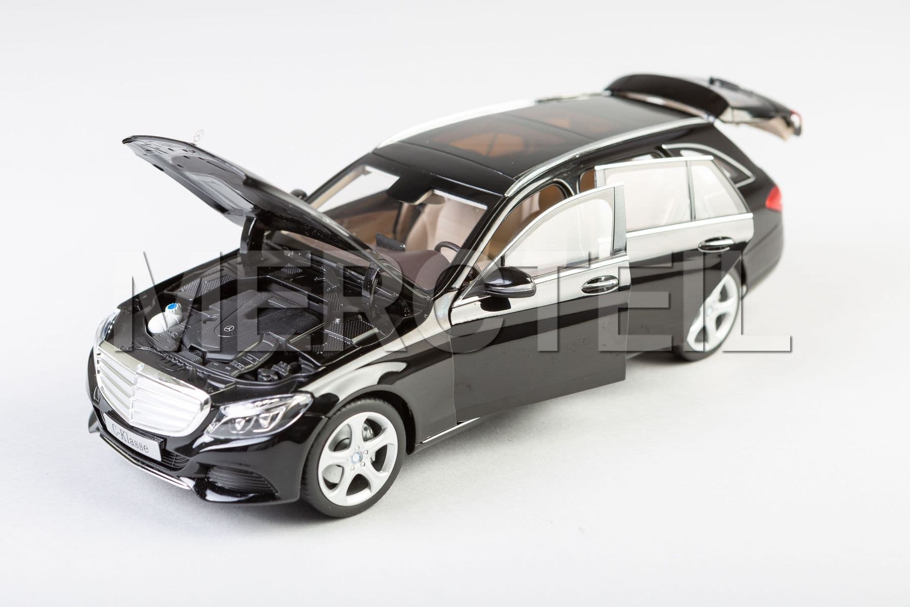 Buy the spare part Mercedes-Benz B66960259 c klasse s 205 elegance 