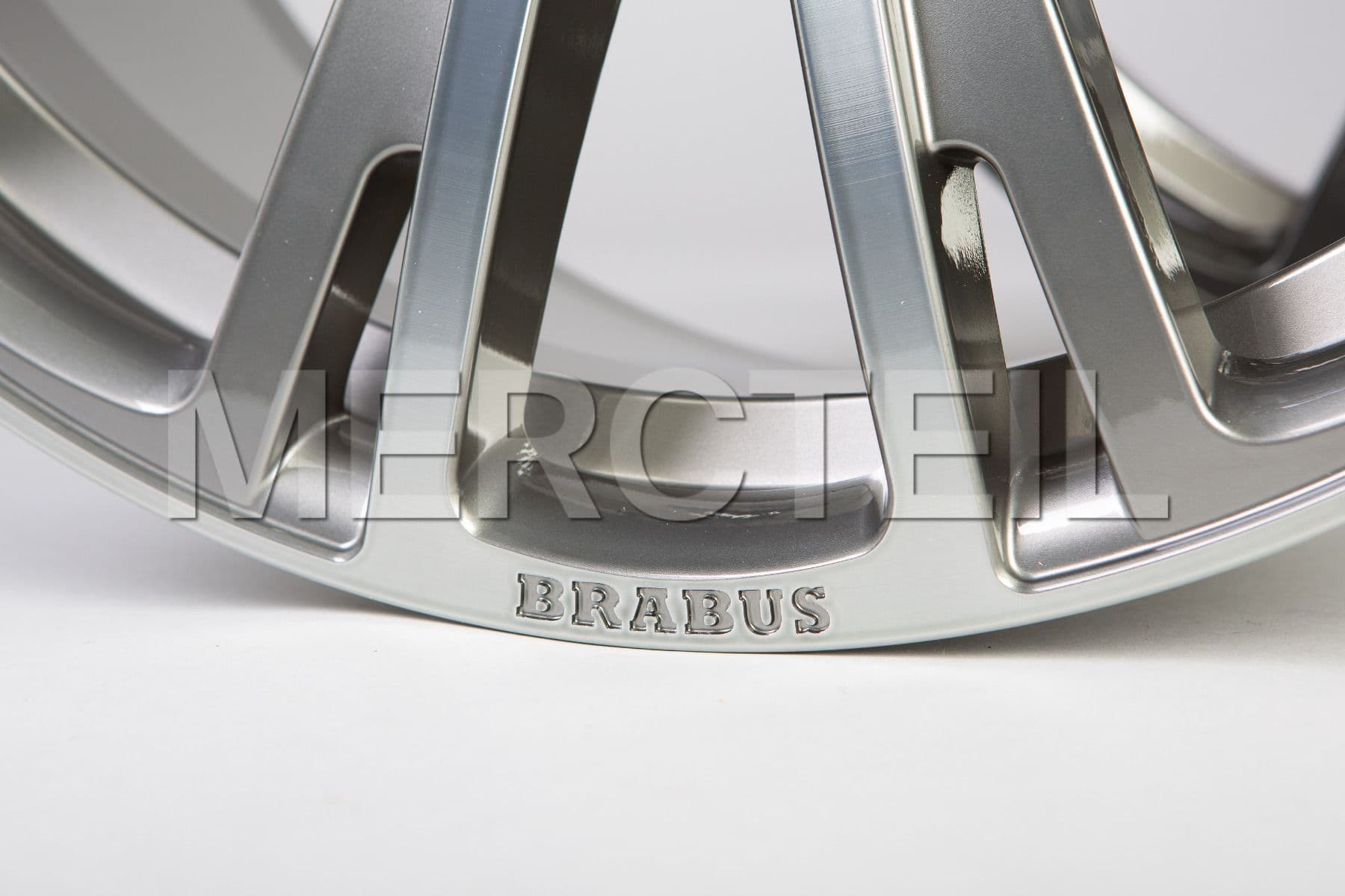 BRABUS Monoblock R Liquid Titanium 20 Inch Genuine BRABUS (part number: R12-Z20-GU)