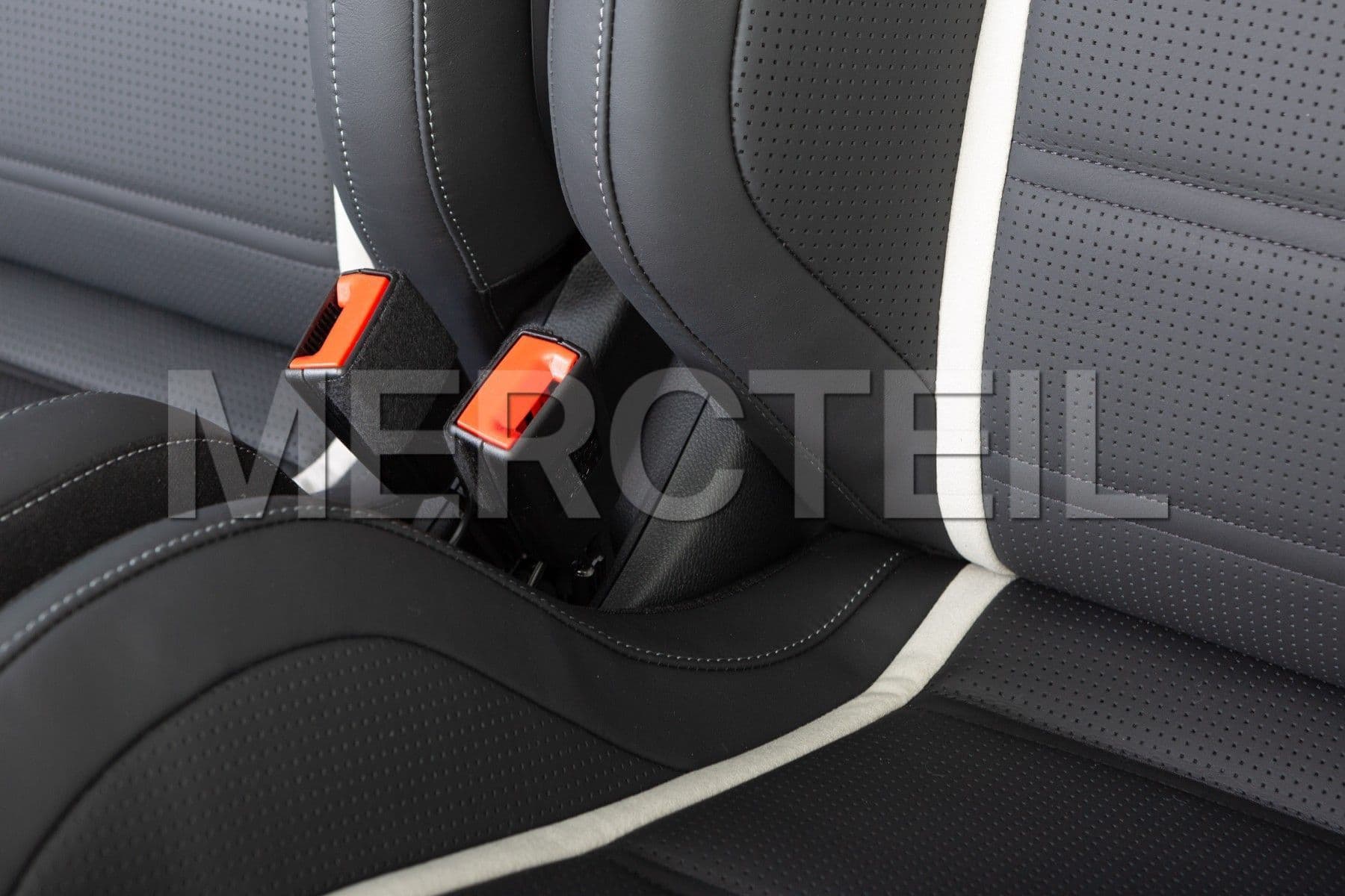 https://mercteil.com/s3/c-63-amg-coupe-ventilated-sport-seats-lhd-genuine-mercedes-amg-1643204363677-x2.jpg