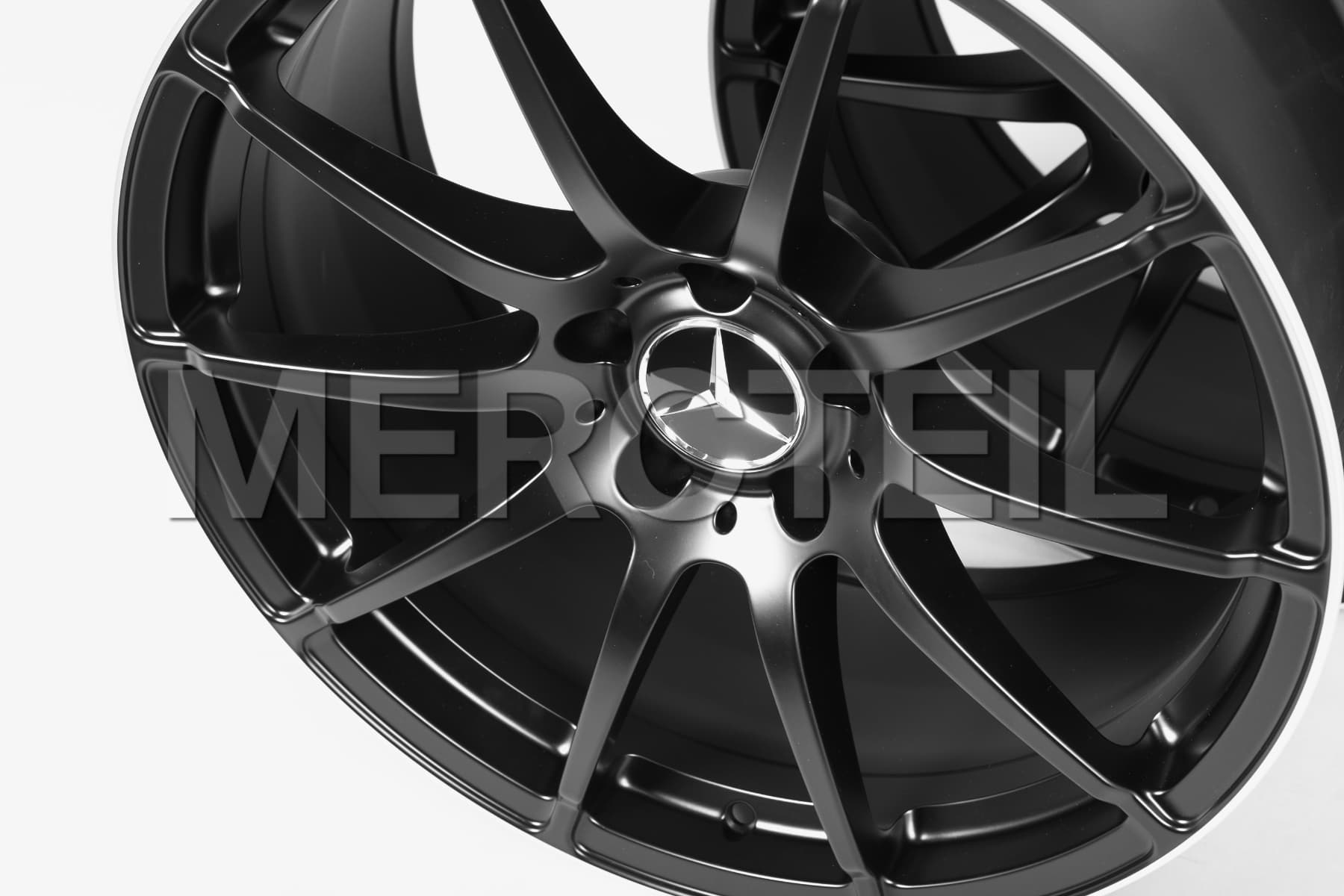 C63 AMG Coupe Wheels 19 Inch C204 Genuine Mercedes AMG (part number: 	
A20440115047X36)